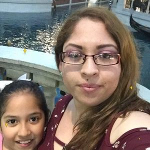 Meet your Posher, Ana